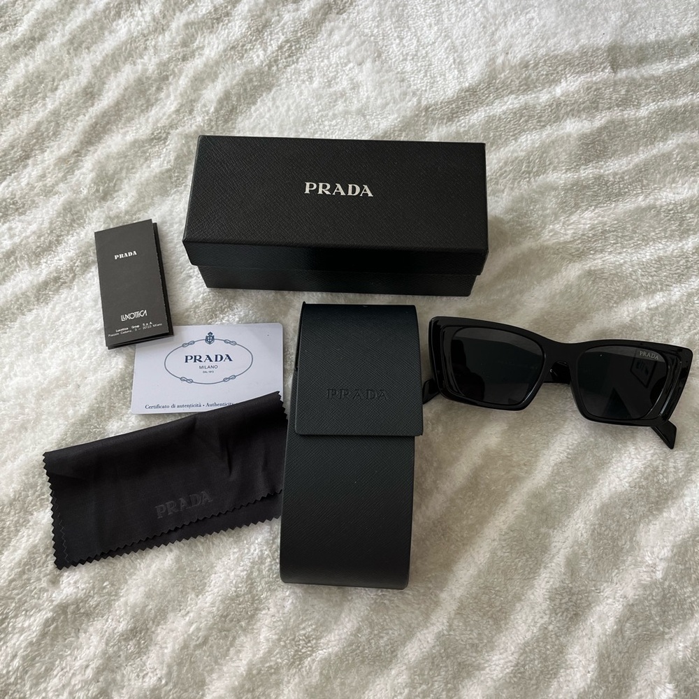 New Never worn Prada Sunglasses